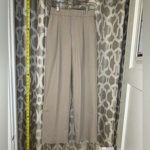 Uniqlo Wide Leg Tan Pleated Pants